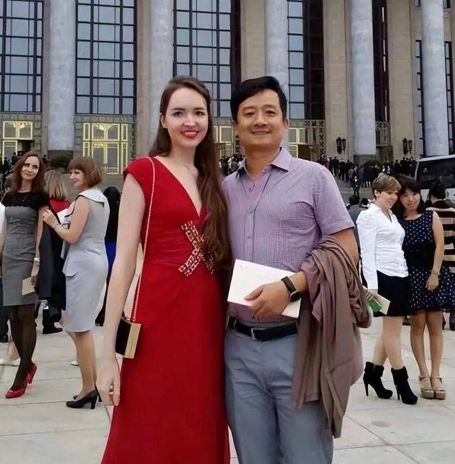 大问题：大量中国男性涌入俄罗斯找媳妇！九游会网址是多少中俄免签后可能带来一(图9)